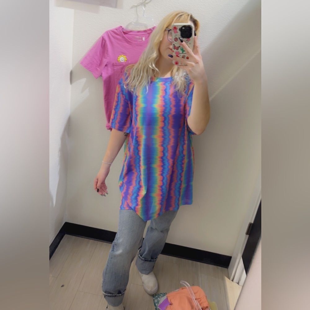 NWT Dollskill Clubexx sheer trippy holographic oversized rave tee